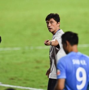 足球-新援快速适应！夏窗豪购让大连人“压着打”更有底气